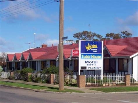 tudor motel shepparton